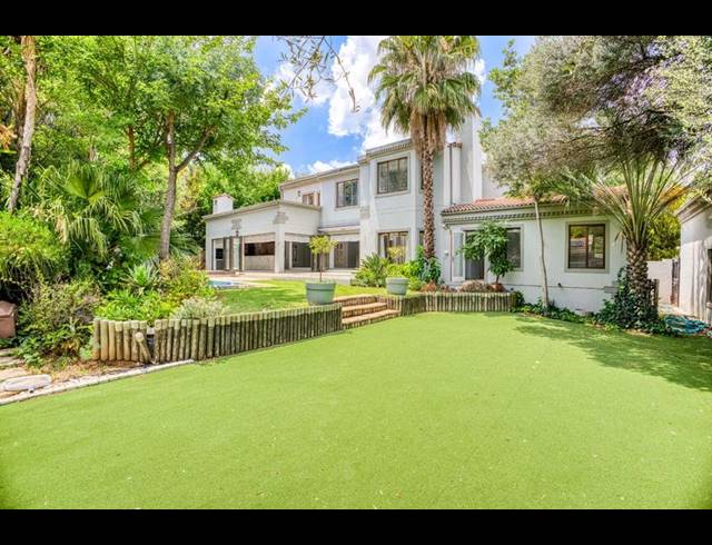 5 BEDROOM HOUSE FOR SALE IN DAINFERN GOLF ESTATE